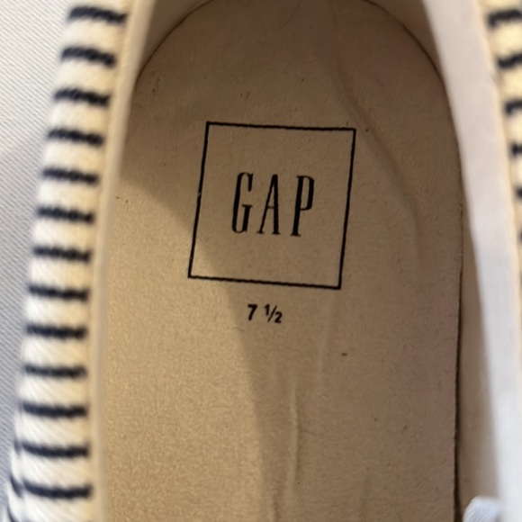 GAP Loafers - Picture 3 of 6